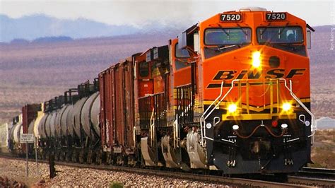 BNSF trains derail in Washington, Arizona; no injuries
